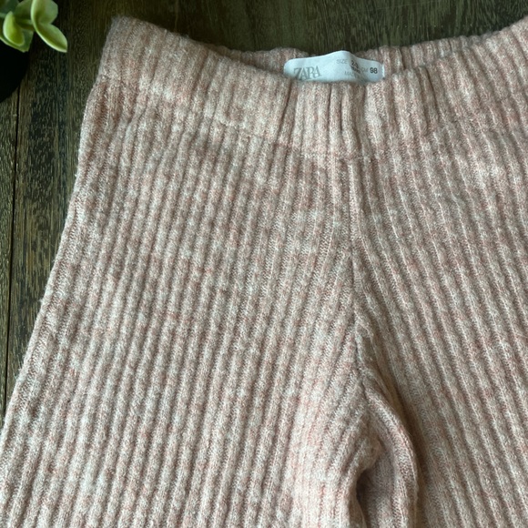 SOLD Zara knit wide leg cropped pants, 2-3 years - Picture 3 of 5